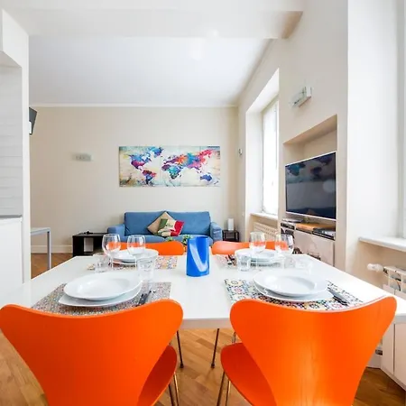 Apartment Casa Matilde, Chic&charme A 2 Passi Da De Ferrari - Metro Per Acquario Genoa