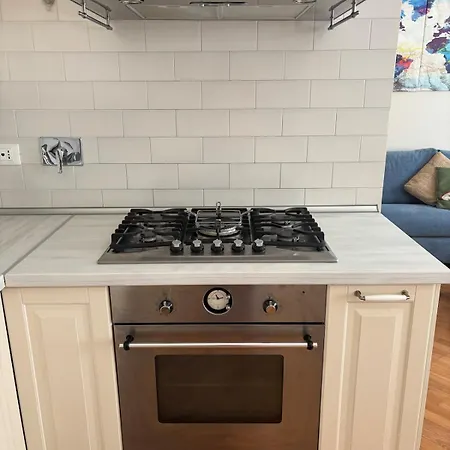 Casa Matilde, Chic&charme A 2 Passi Da De Ferrari - Metro Per Acquario * ג'נובה