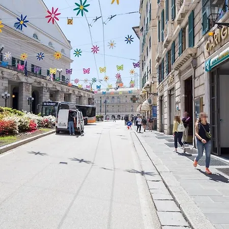 Casa Matilde, Chic&charme A 2 Passi Da De Ferrari - Metro Per Acquario ジェノヴァ